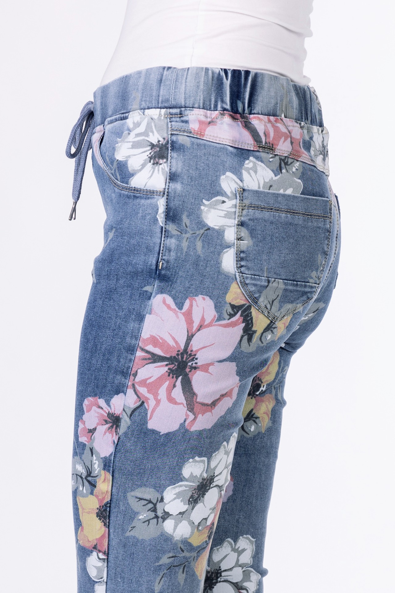 Cici 11626X | 7/8 | Flower Print | Jog Denim 