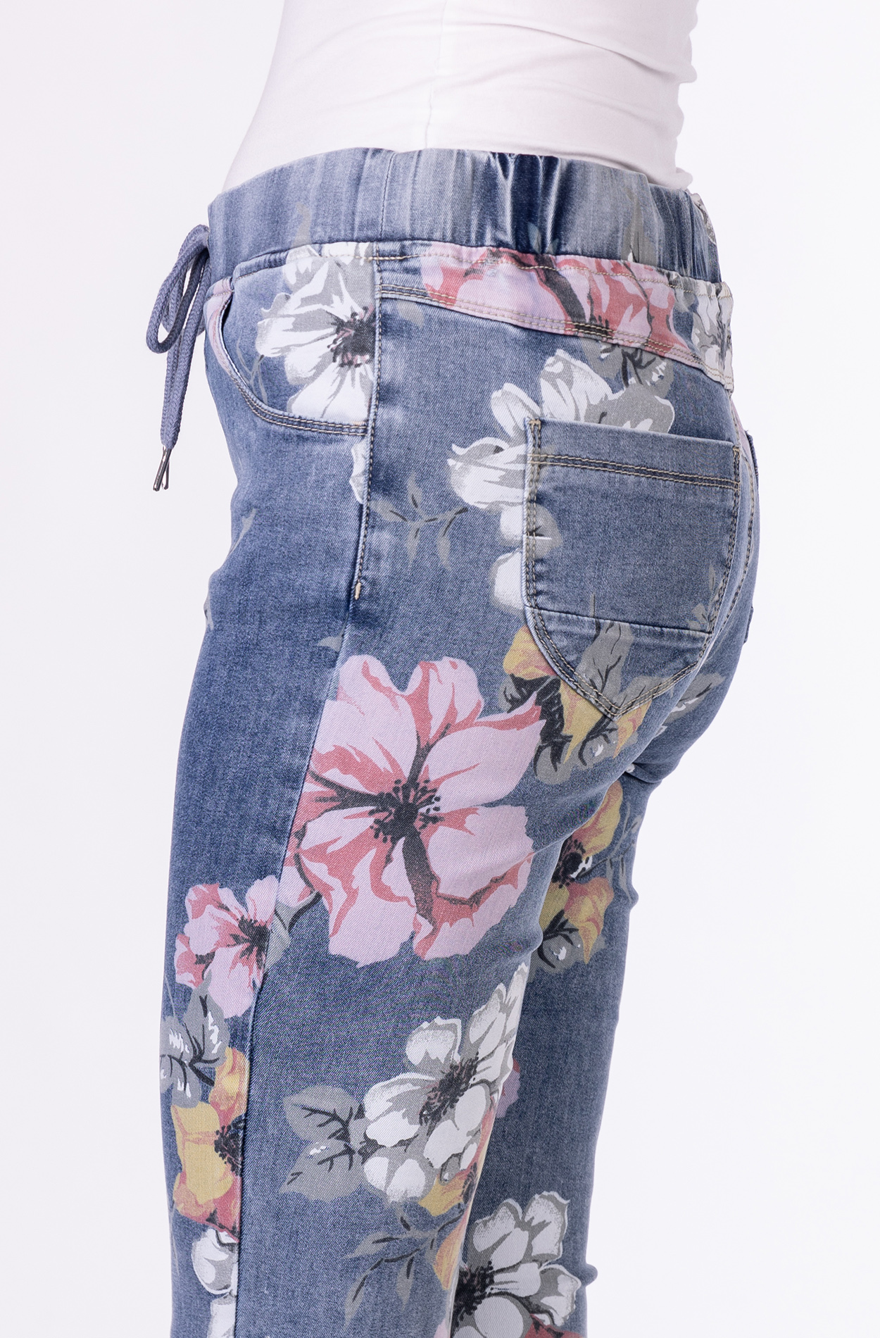 Cici 11626X | 7/8 | Flower Print | Jog Denim 