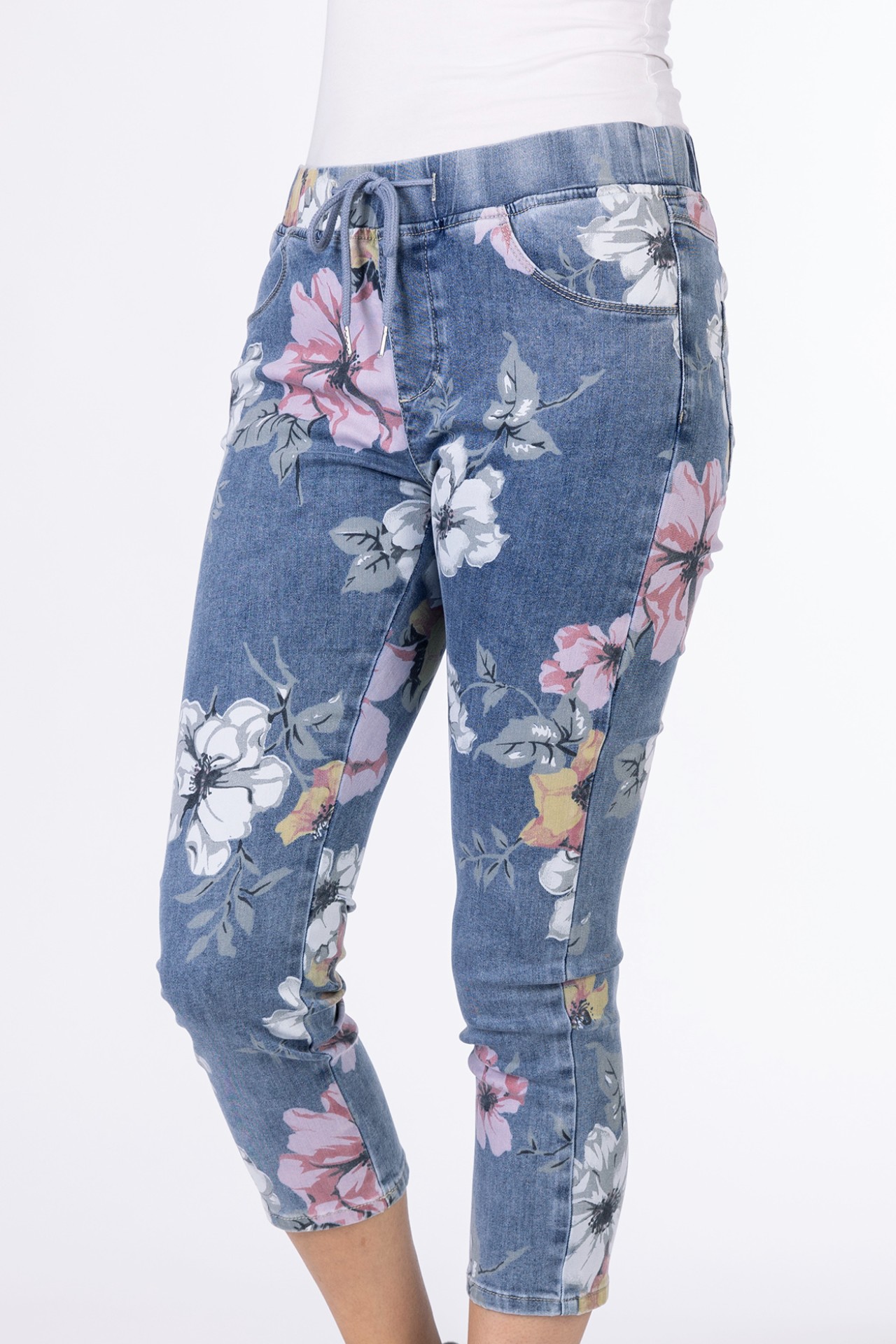 Cici 11626X | 7/8 | Flower Print | Jog Denim 
