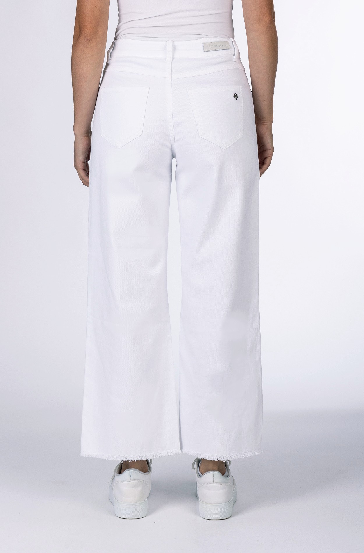 57Zoe 11643X | Wide Leg | Cropped | White