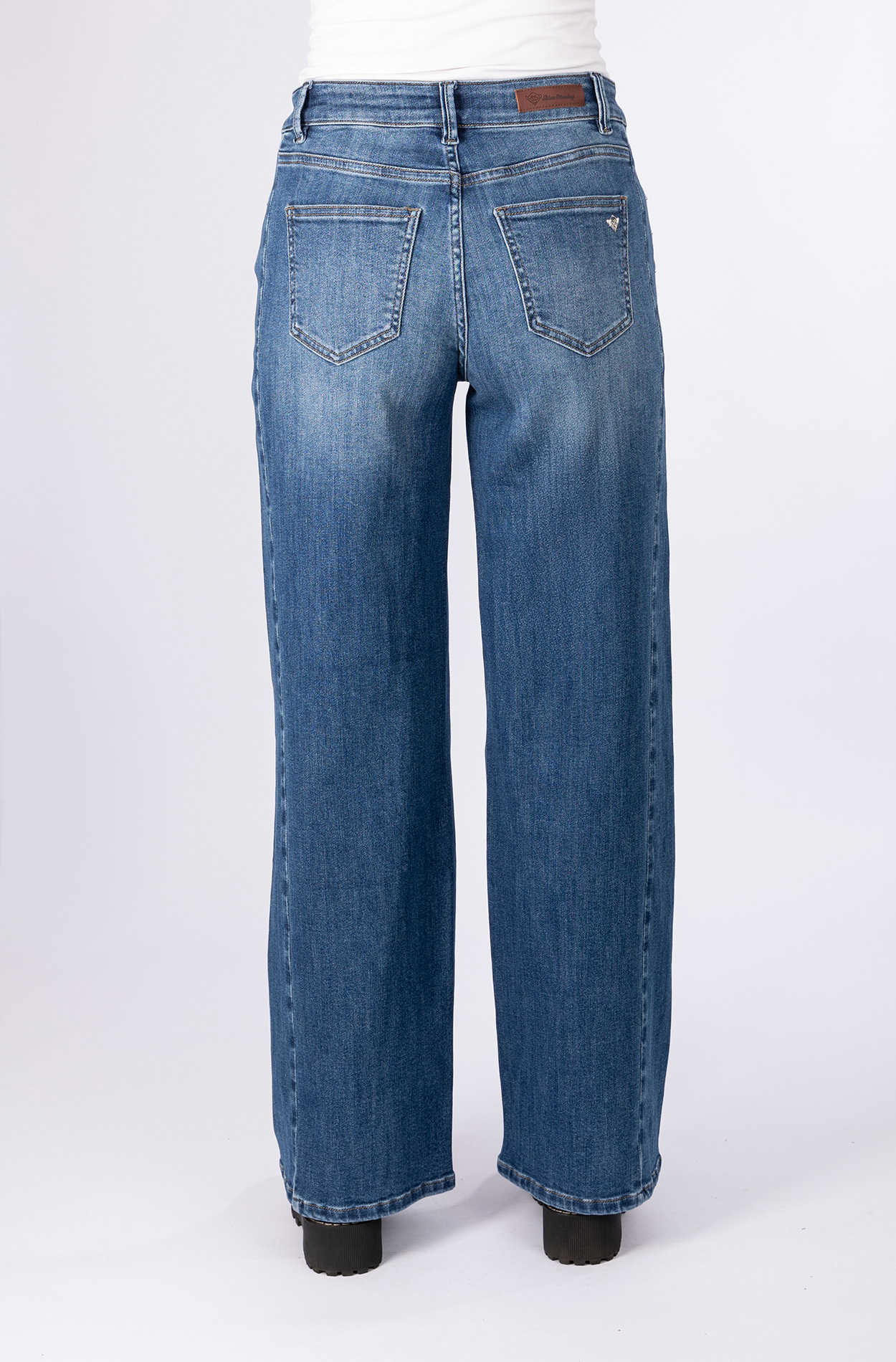 57Mercy, Wide-Leg-Jeans, 5-Pocket-Style, Diagonale Nähte