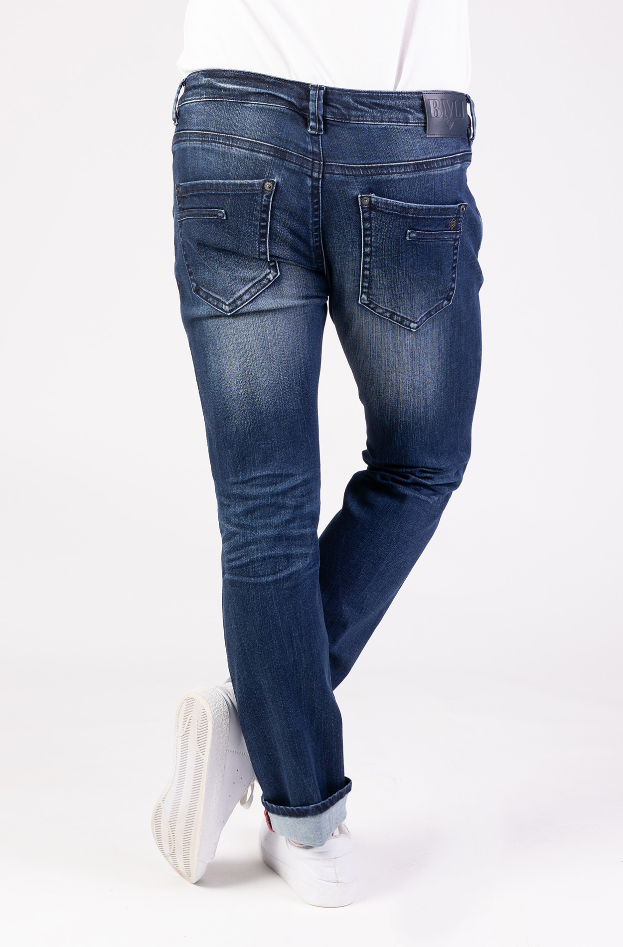57Freddy, Slim-Fit-Jeans, 5-Pocket-Style, Dynamische Sitzfalten-Optik, Dicke Kontrastnähte