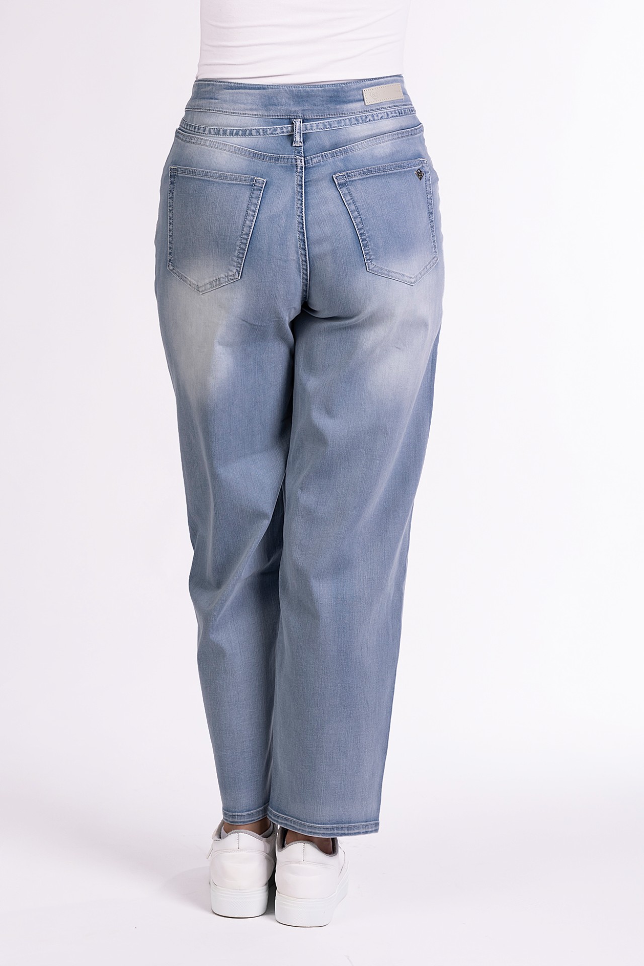 57Isa 30989X | Balloon Fit | Light Blue