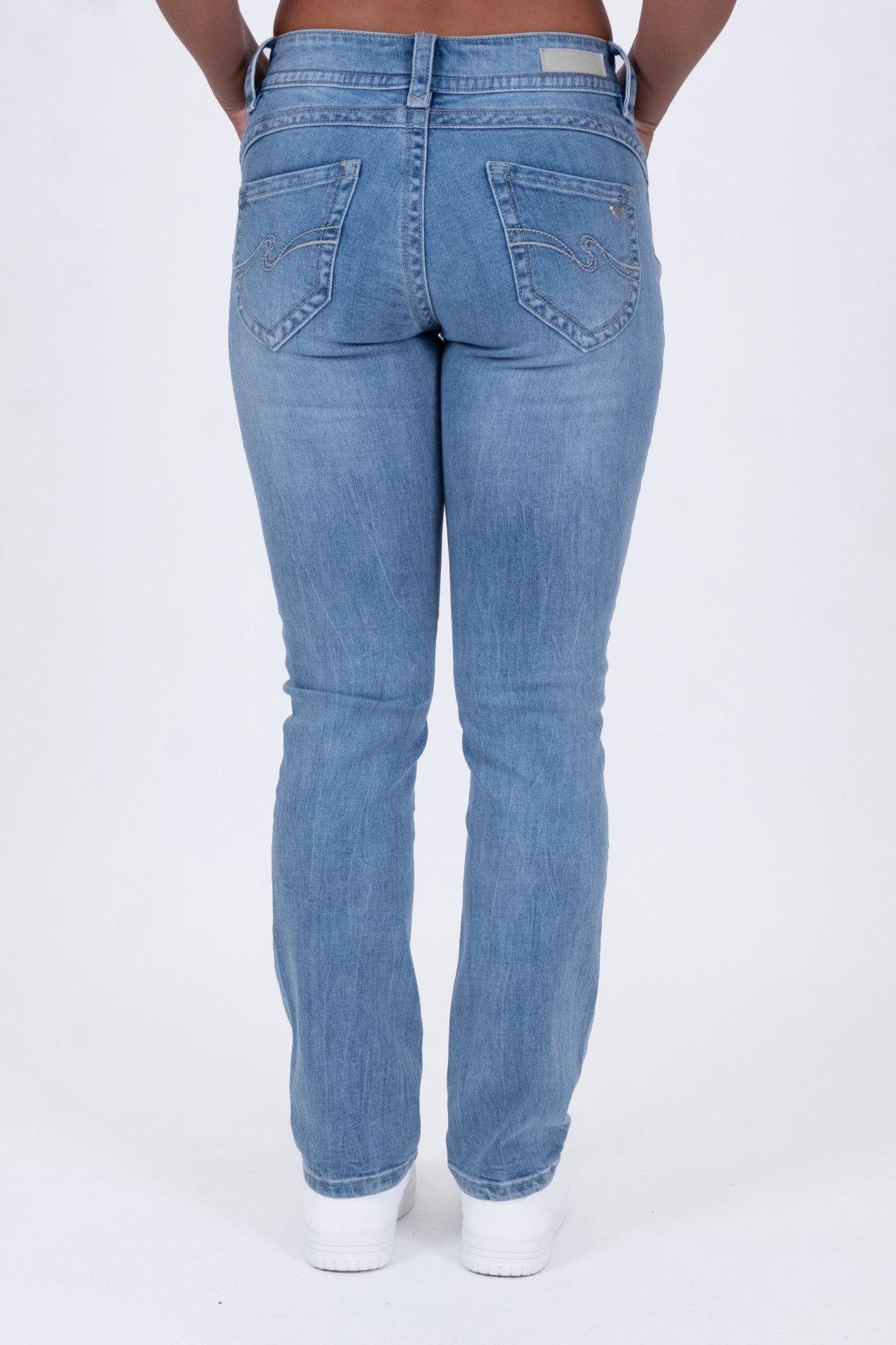Laura 30835B | Straight Fit