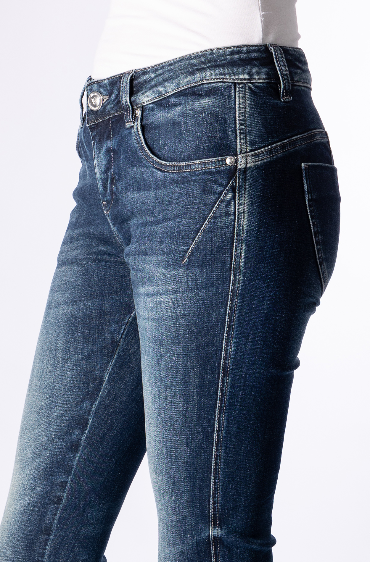 57Vera, Skinny-Fit-Jeans, 5-Pocket-Style, Schlitzsaum