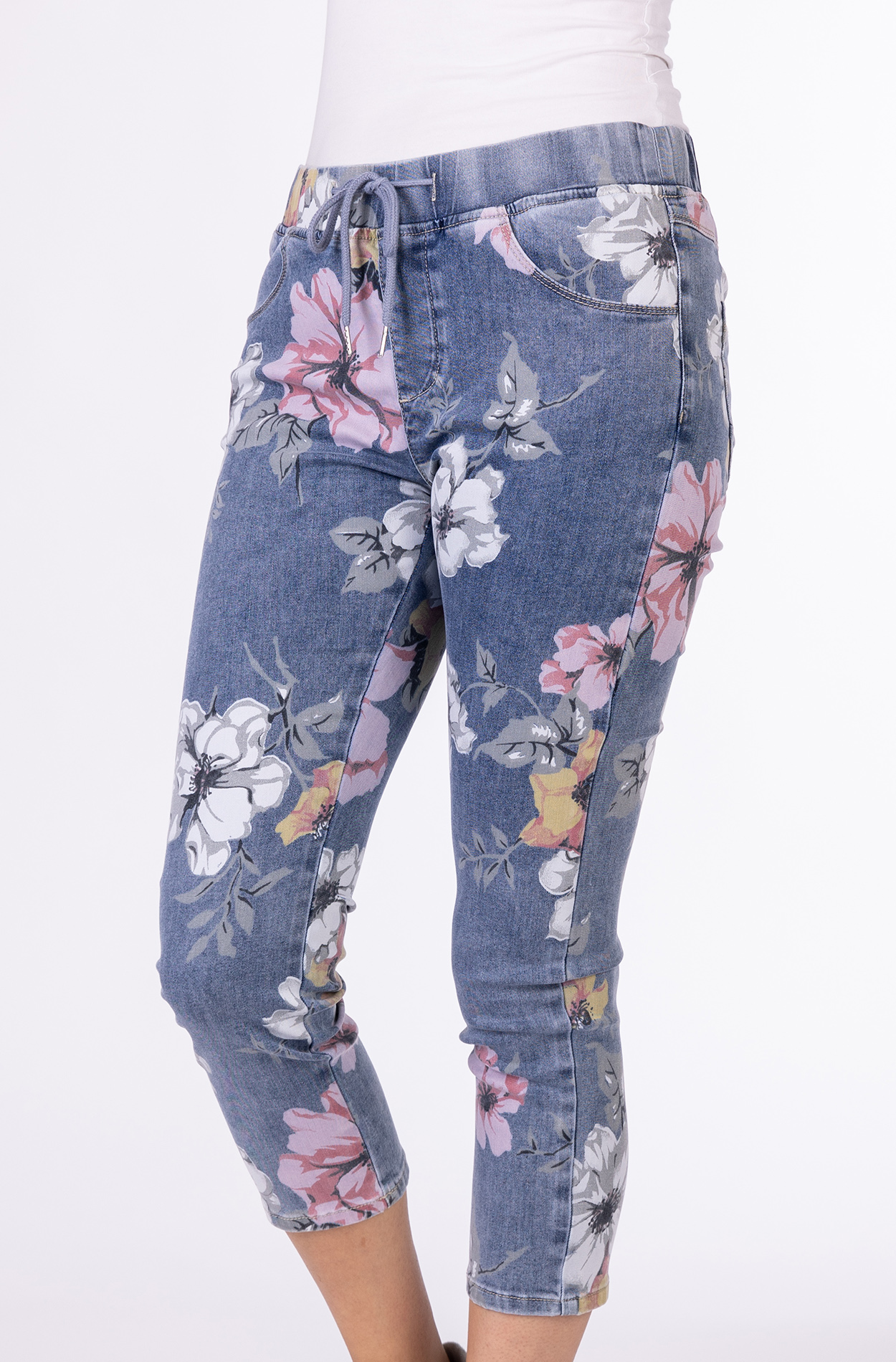 Cici 11626X | 7/8 | Flower Print | Jog Denim 