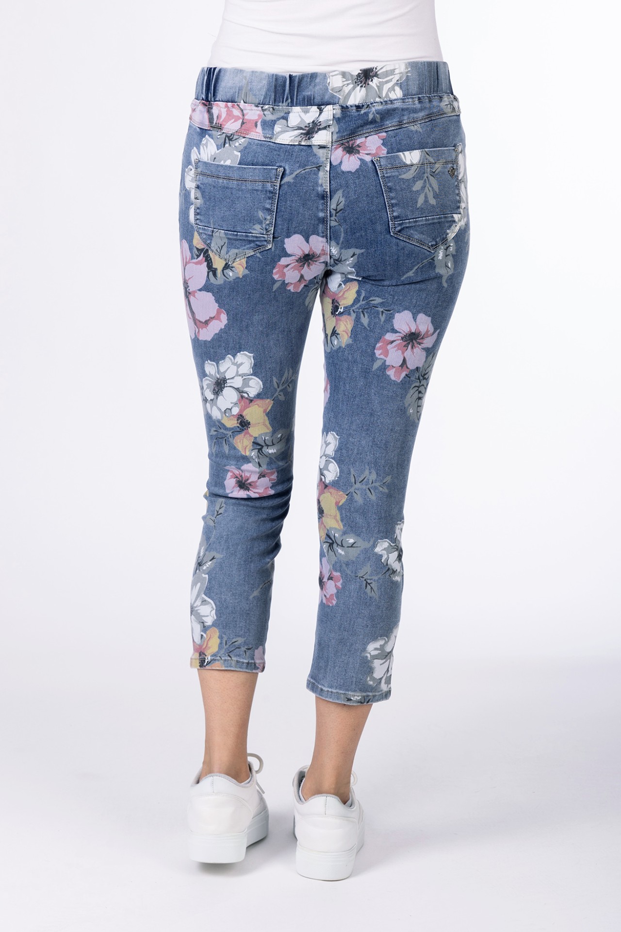 Cici 11626X | 7/8 | Flower Print | Jog Denim 